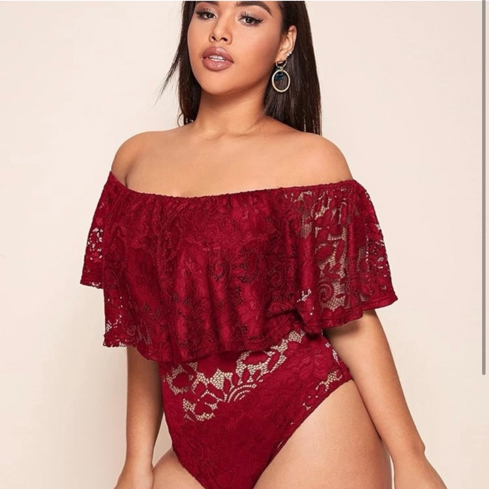 Elegant Off-Shoulder Lace Top in Red